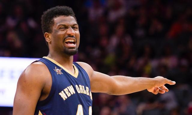  班福德单刀冷静推射得手，利兹联前锋把握机会能力获盛赞  